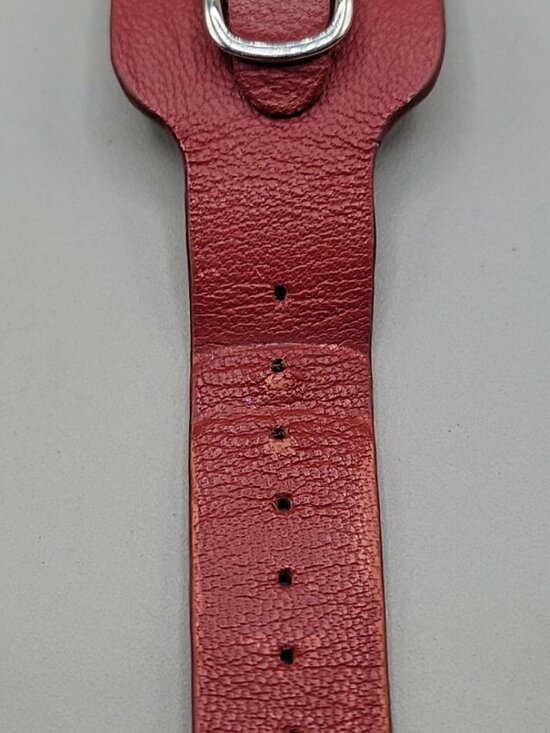 Vintage GUESS Women\'s Cuff Watch Red Leather Wide Bund Band Square Silver Tank main image 6